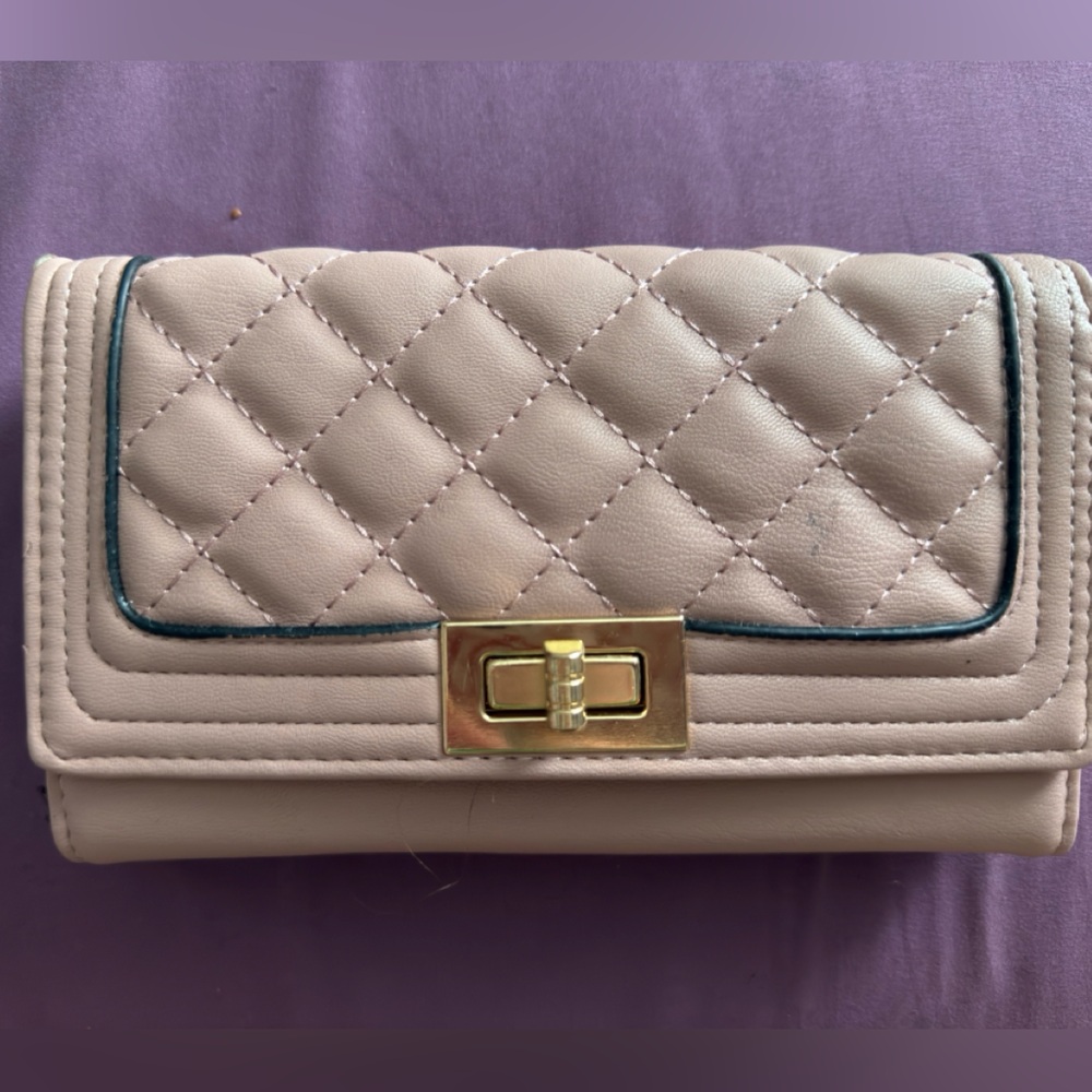 Elegant light pink Quilted Women's Bag